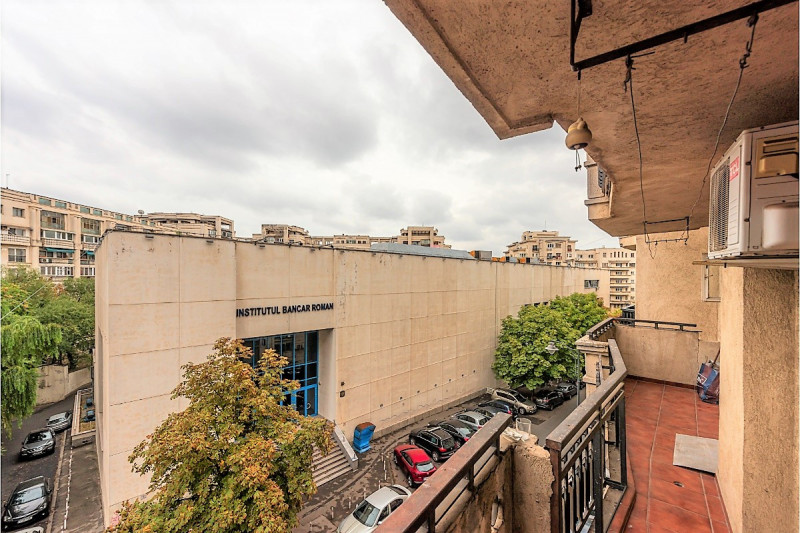 Unirii - Negru Voda, apartament 2 camere spatios, 70 mp.