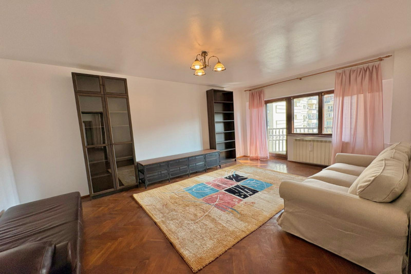 Unirii - Institutul Bancar, apartament 2 camere, 70 mp. 