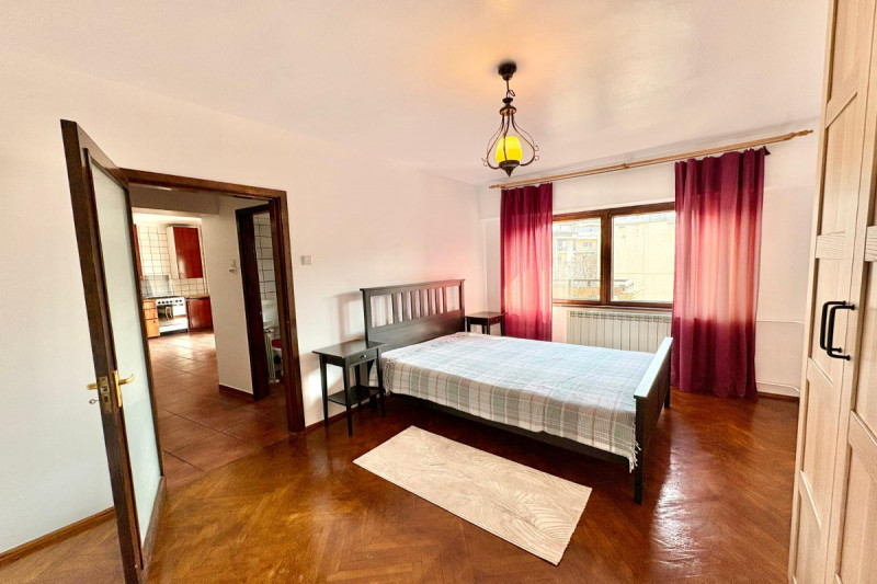 Unirii - Institutul Bancar, apartament 2 camere, 70 mp. 