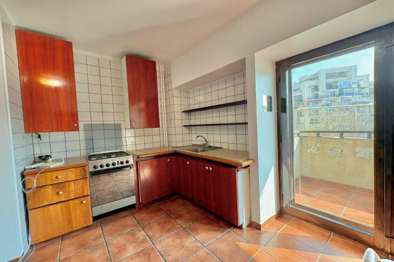 Unirii - Institutul Bancar, apartament 2 camere, 70 mp. 