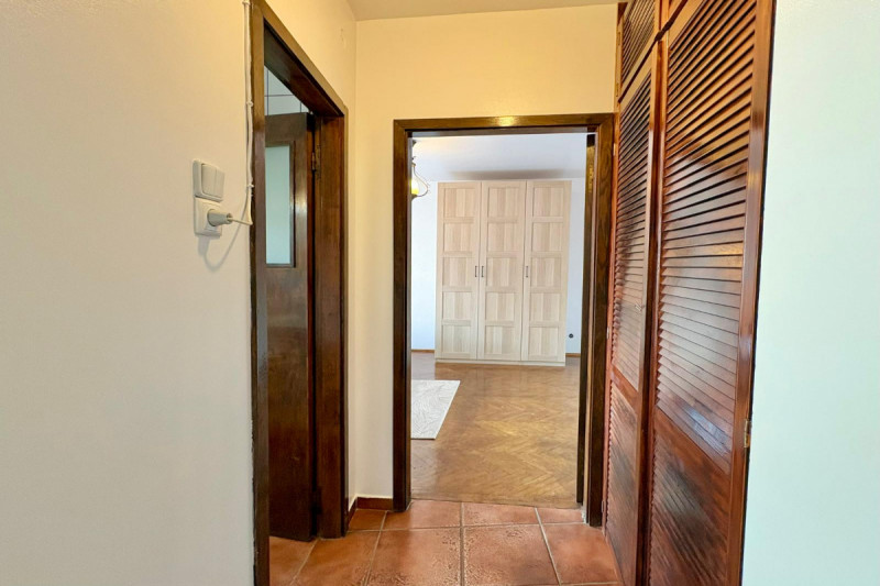 Unirii - Institutul Bancar, apartament 2 camere, 70 mp. 