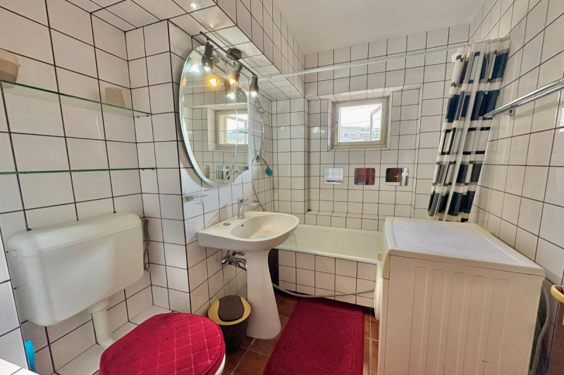 Unirii - Institutul Bancar, apartament 2 camere, 70 mp. 