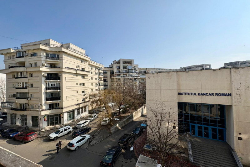 Unirii - Institutul Bancar, apartament 2 camere, 70 mp. 