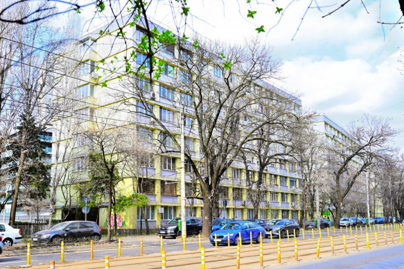 Vanzare apartament 2 camere Bd.Maresal Averescu nr.5, vedere spate