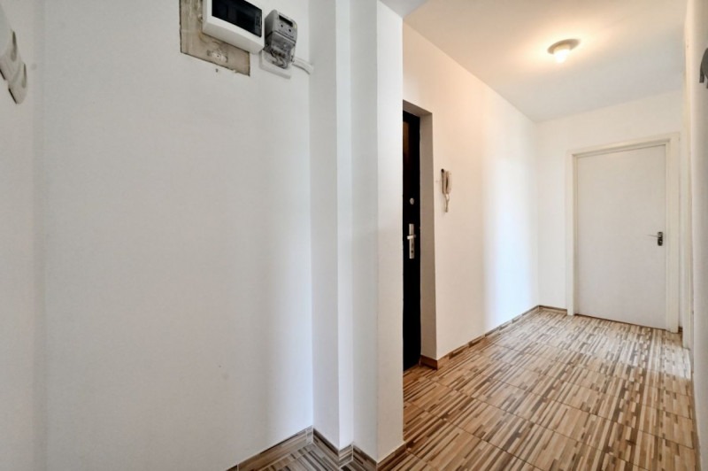 Vanzare apartament 2 camere Bd.Maresal Averescu nr.5, vedere spate