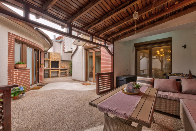 Apartament 170mp utili, 77mp curte și 3 locuri parcare, Parc Bazilescu!