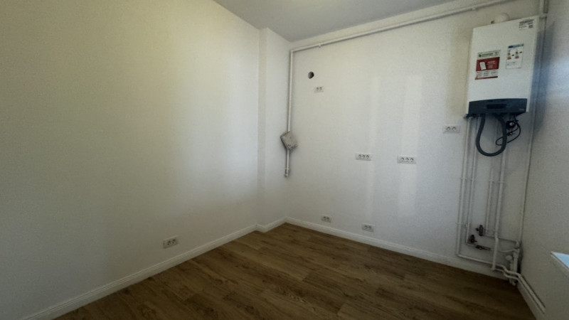 Casa bifamiliala- 2 apartamente in vila 1 Mai- PROASPĂT RENOVAT