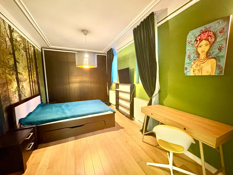Pajura - Presei, Apartament 3 camere deosebit, centrala proprie.