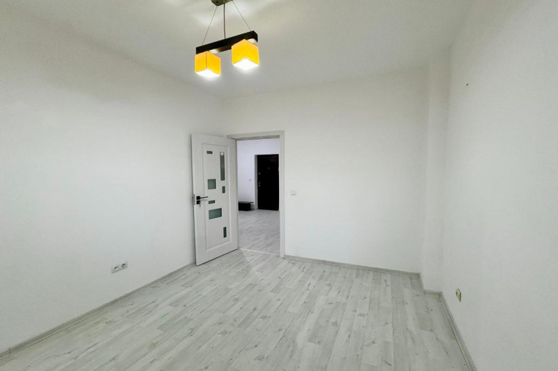 Bucurestii Noi -Subcetate 110, apartament 3 camere igienizat, demisol, 55 mp.