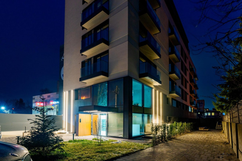 Priveste Deasupra Tuturor - Penthouse Spectaculos cu Terase 210mp!