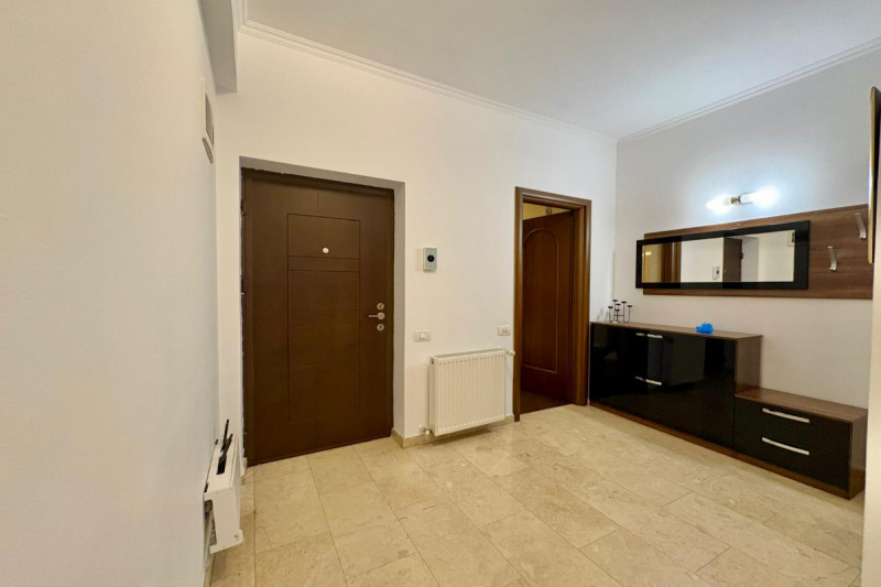 Parc Bazilescu - Apartament 3 camere 104 mp, cu parcare si curte proprie.