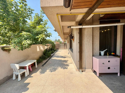 Parc Bazilescu - Apartament 3 camere 104 mp, cu parcare si curte proprie.