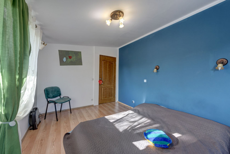 PRECONTRACT SEMNAT - Str.Poieni, Casa 4 dormitoare si birou, 160 mp.