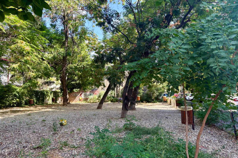 Victoriei - V.Micle 20, apartament 2 camere, mobilat si utilat, 40 mp, etaj 10.