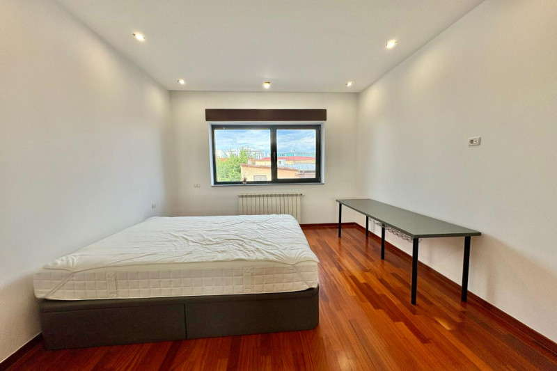 Dorobanti - Apartament 4 camere, 155 mp, cu parcare proprie.