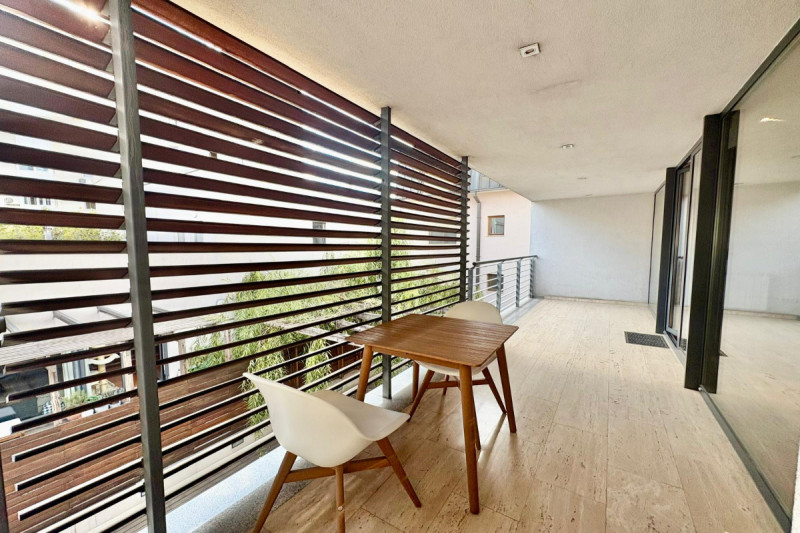 Dorobanti - Apartament 4 camere, 155 mp, cu parcare proprie.
