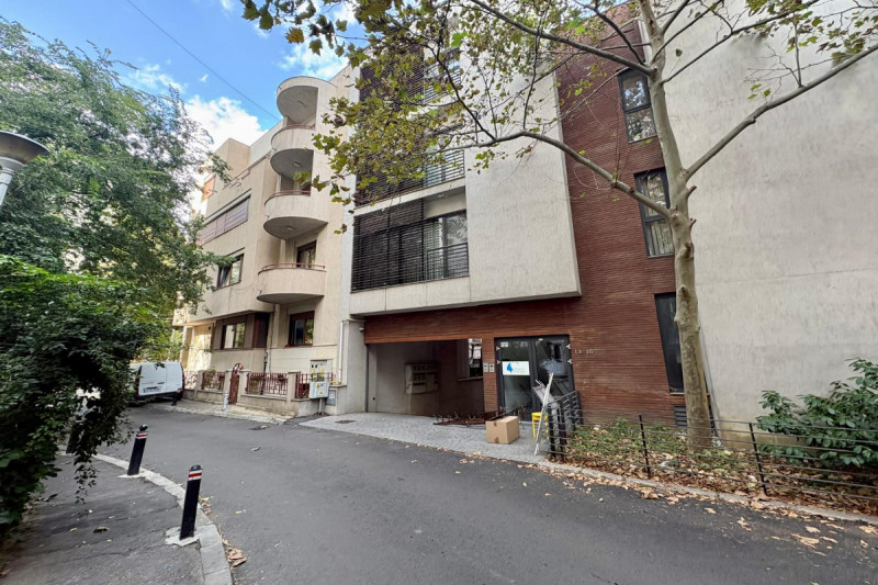 Dorobanti - Apartament 4 camere, 155 mp, cu parcare proprie.