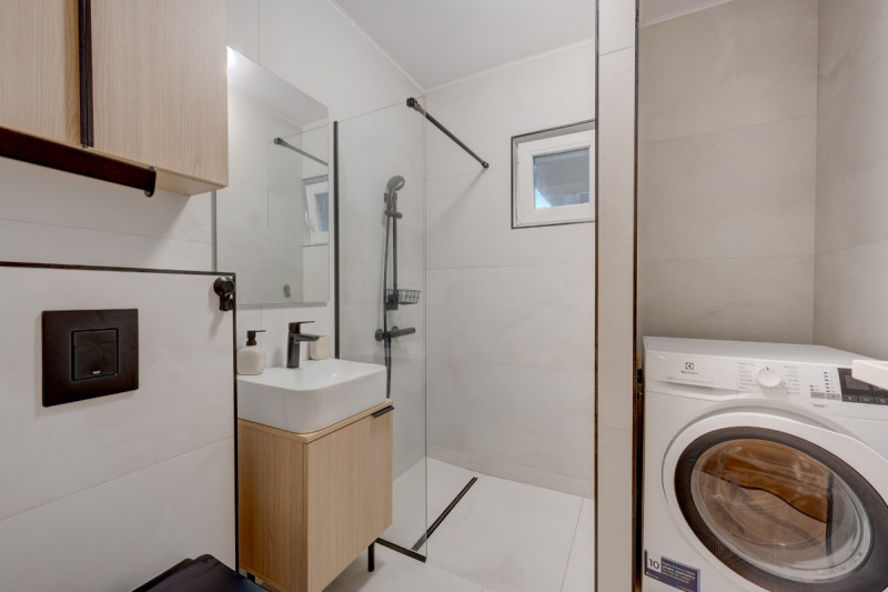 Aviatiei | Apartament 4 camere, 80 mp, 2 bai | renovat integral