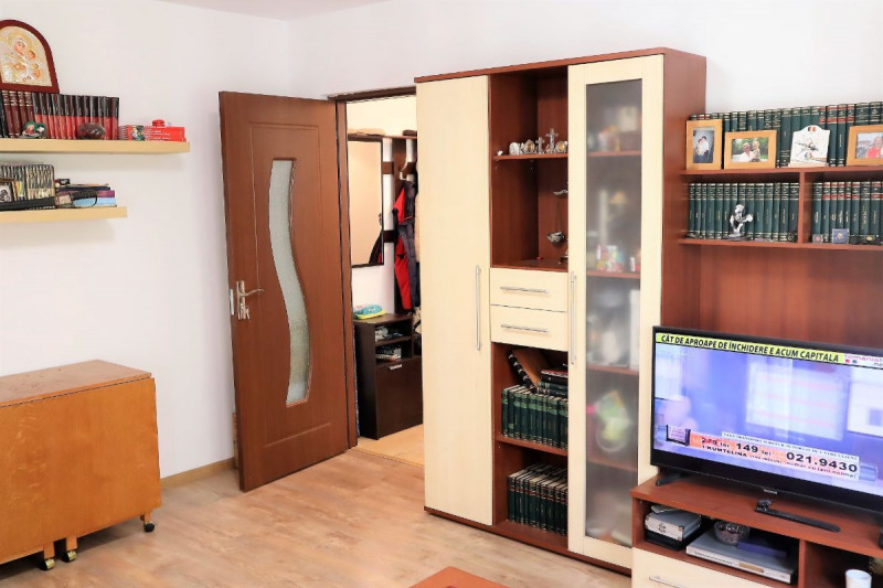 Salaj – Str. Humulesti, apartament 2 camere, gata de mutat, parcare, boxa. 