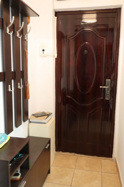 Salaj – Str. Humulesti, apartament 2 camere, gata de mutat, parcare, boxa. 