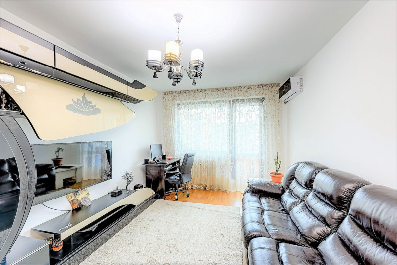 PRECONTRACT SEMNAT: Trestiana, Apartament 3 camere impecabil, cu parcare.