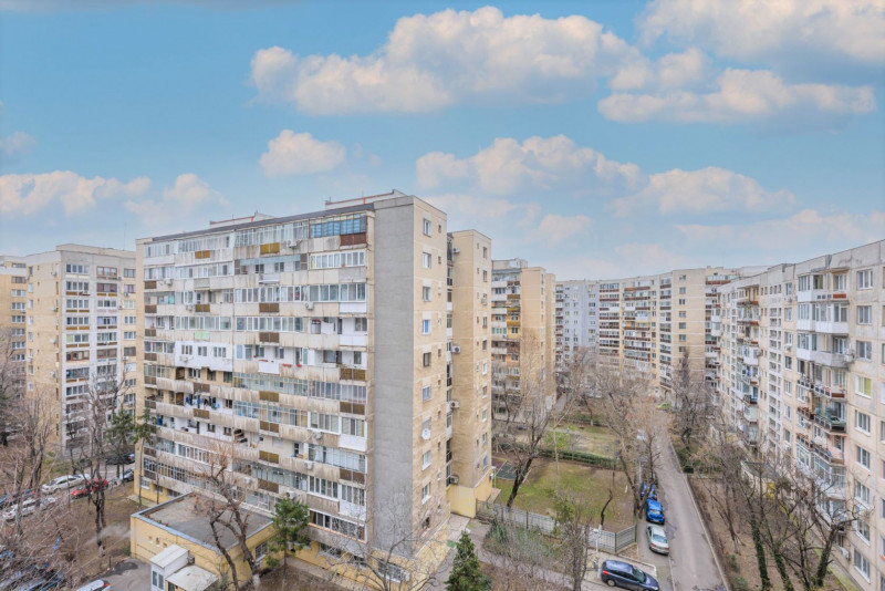 PRECONTRACT SEMNAT: Trestiana, Apartament 3 camere impecabil, cu parcare.