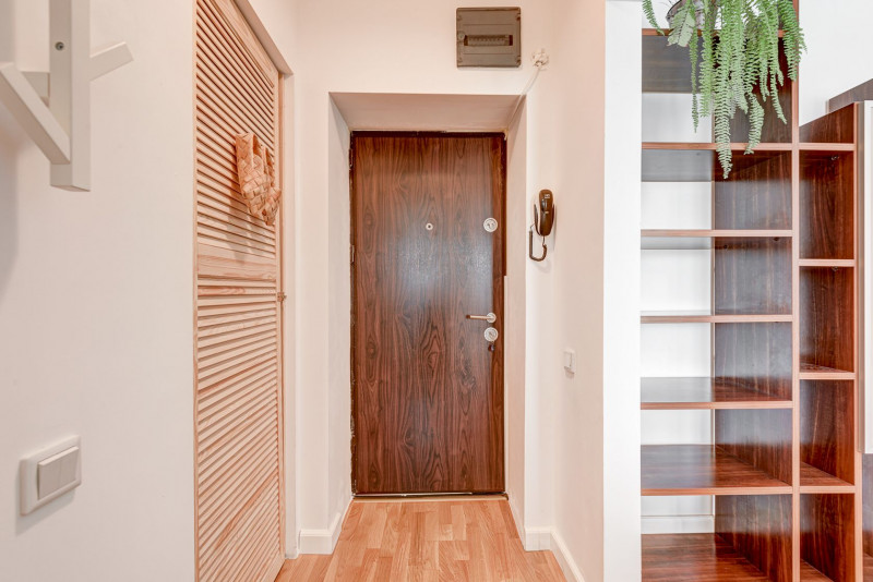 PRECONTRACT SEMNAT – OBOR, APARTAMENT 2 CAMERE RENOVAT, FARA RISC, 55 MP.