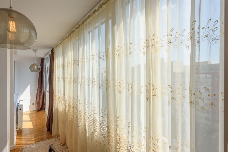 PRECONTRACT SEMNAT – OBOR, APARTAMENT 2 CAMERE RENOVAT, FARA RISC, 55 MP.