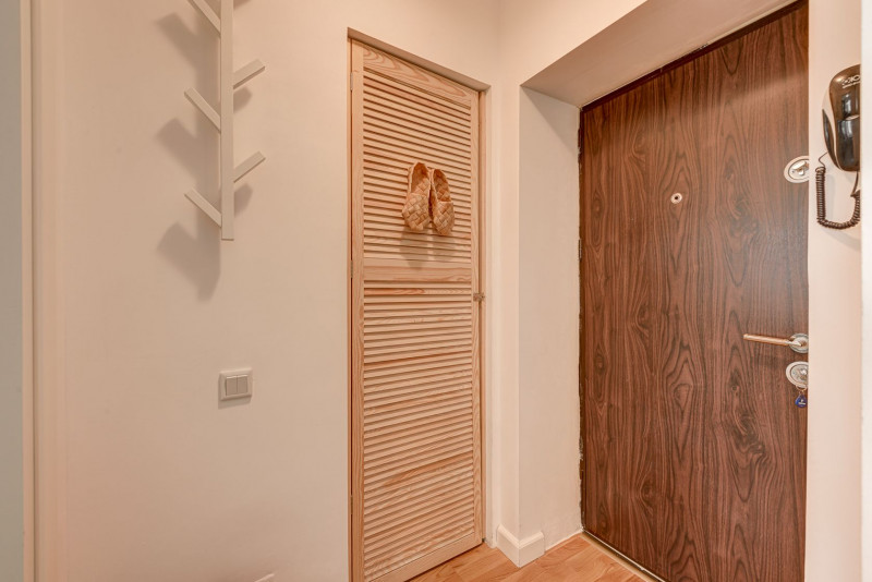 PRECONTRACT SEMNAT – OBOR, APARTAMENT 2 CAMERE RENOVAT, FARA RISC, 55 MP.