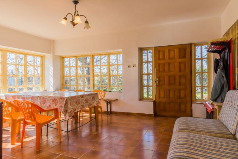 Afumati – Str.Fagului, Casa 5 camere si garaj, 244 mp, cu teren 600 mp.