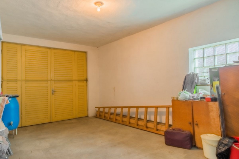 Afumati – Str.Fagului, Casa 5 camere si garaj, 244 mp, cu teren 600 mp.