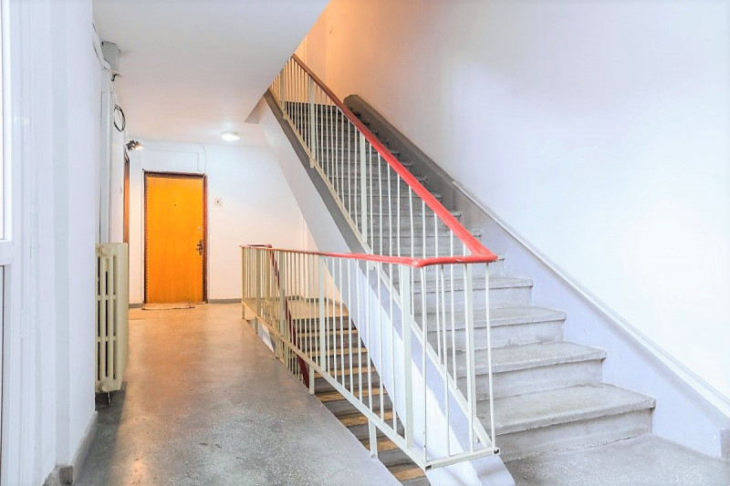 Dorobantilor – ASE, Apartament 4 camere, boxa, imobil din 1980, 94 mp. 