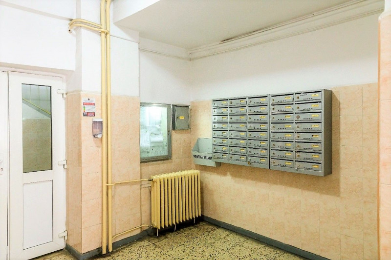 Dorobantilor – ASE, Apartament 4 camere, boxa, imobil din 1980, 94 mp. 